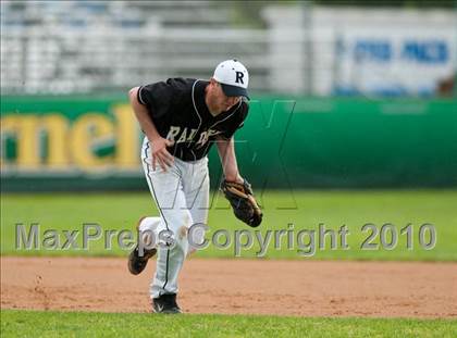 Thumbnail 3 in Roseville vs. Tartan (Section 4AAA Playoffs) photogallery.