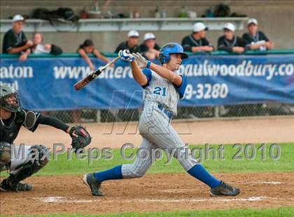 Thumbnail 1 in Roseville vs. Tartan (Section 4AAA Playoffs) photogallery.