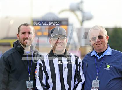 Thumbnail 1 in Southern Columbia Area vs Serra Catholic (PIAA  2A Championship) photogallery.