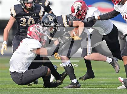 Thumbnail 2 in Southern Columbia Area vs Serra Catholic (PIAA  2A Championship) photogallery.