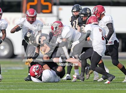 Thumbnail 3 in Southern Columbia Area vs Serra Catholic (PIAA  2A Championship) photogallery.