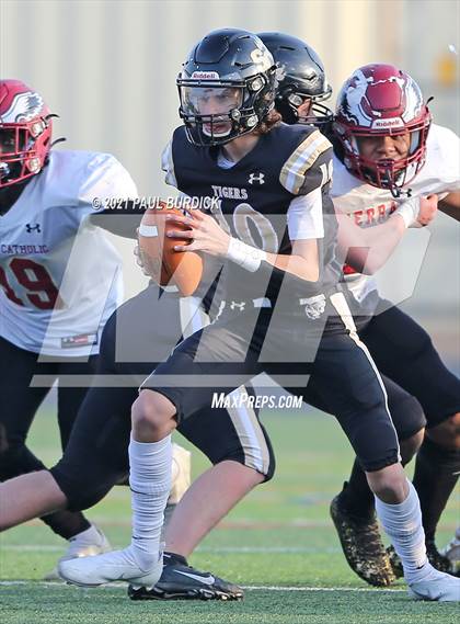 Thumbnail 1 in Southern Columbia Area vs Serra Catholic (PIAA  2A Championship) photogallery.