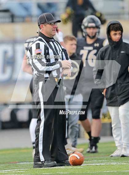 Thumbnail 3 in Southern Columbia Area vs Serra Catholic (PIAA  2A Championship) photogallery.