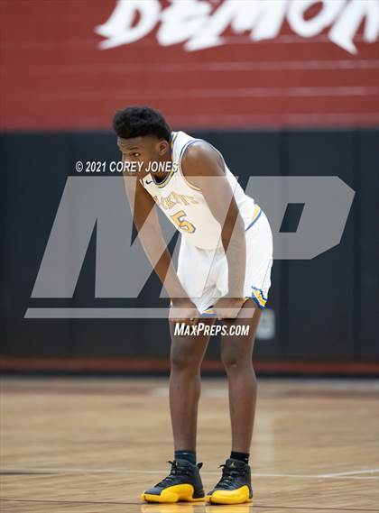 Thumbnail 3 in Southwest vs Southeast Bulloch (Screamin' Demon Invitational) photogallery.