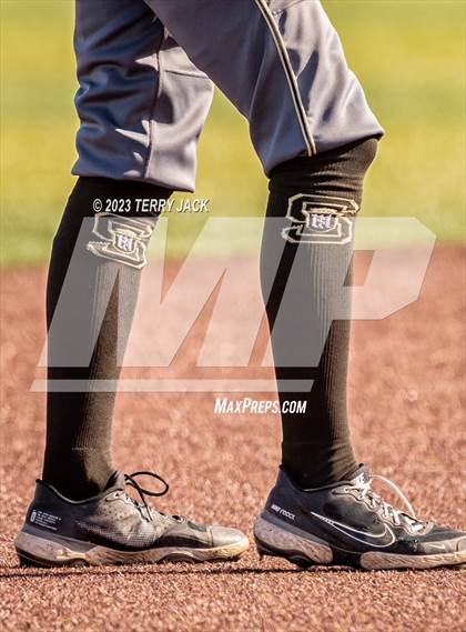 Thumbnail 2 in JSerra Catholic @ Servite photogallery.