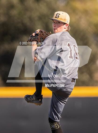 Thumbnail 3 in JSerra Catholic @ Servite photogallery.