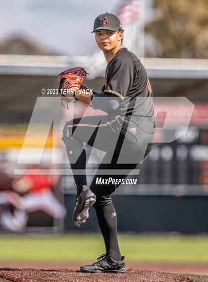 Thumbnail 2 in JSerra Catholic @ Servite photogallery.