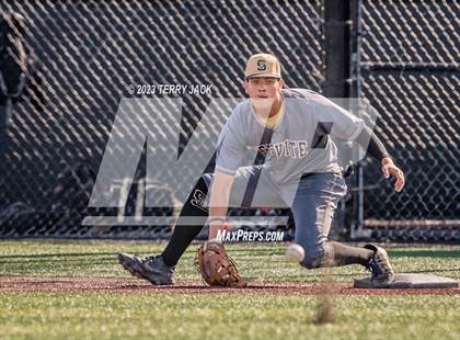 Thumbnail 2 in JSerra Catholic @ Servite photogallery.