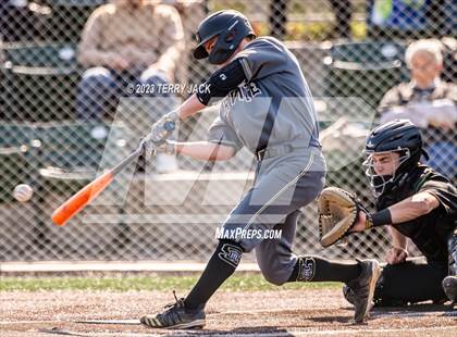 Thumbnail 2 in JSerra Catholic @ Servite photogallery.
