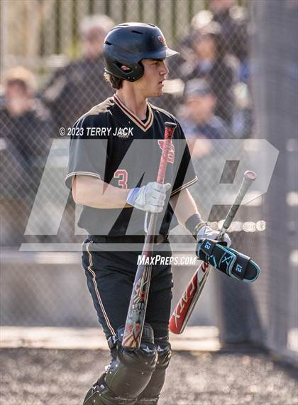 Thumbnail 3 in JSerra Catholic @ Servite photogallery.