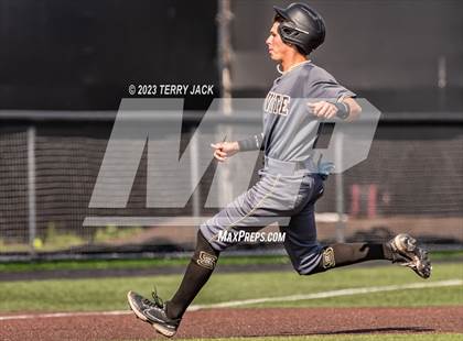 Thumbnail 2 in JSerra Catholic @ Servite photogallery.