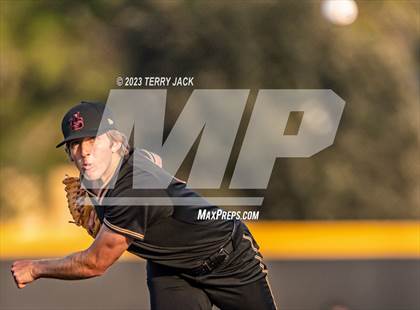 Thumbnail 3 in JSerra Catholic @ Servite photogallery.