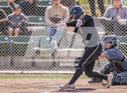 Thumbnail 2 in JSerra Catholic @ Servite photogallery.