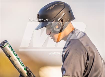 Thumbnail 3 in JSerra Catholic @ Servite photogallery.