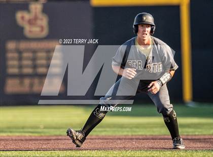 Thumbnail 3 in JSerra Catholic @ Servite photogallery.