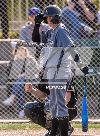 Thumbnail 3 in JSerra Catholic @ Servite photogallery.