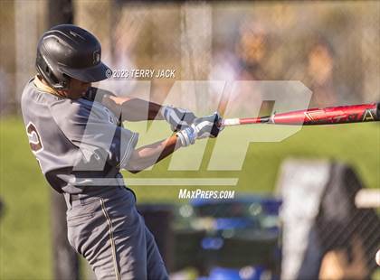 Thumbnail 2 in JSerra Catholic @ Servite photogallery.
