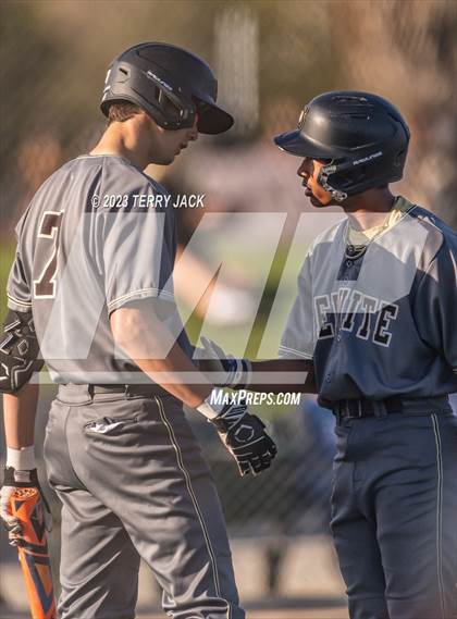Thumbnail 2 in JSerra Catholic @ Servite photogallery.