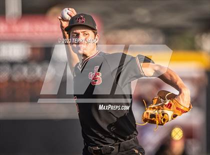 Thumbnail 2 in JSerra Catholic @ Servite photogallery.