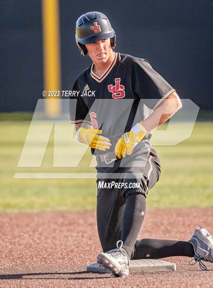 Thumbnail 2 in JSerra Catholic @ Servite photogallery.