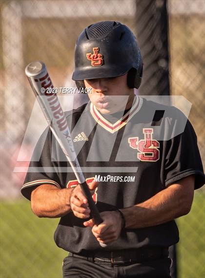 Thumbnail 3 in JSerra Catholic @ Servite photogallery.