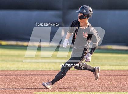 Thumbnail 3 in JSerra Catholic @ Servite photogallery.