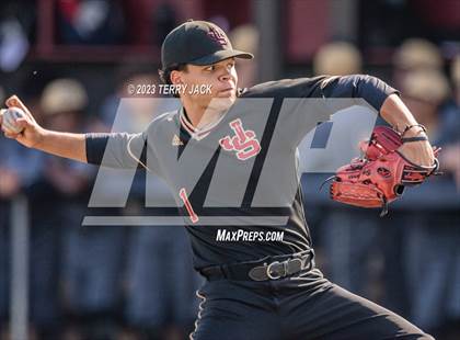 Thumbnail 3 in JSerra Catholic @ Servite photogallery.
