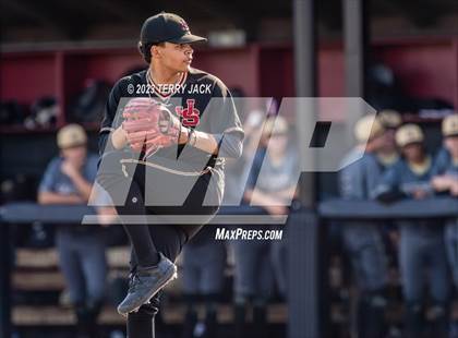 Thumbnail 2 in JSerra Catholic @ Servite photogallery.