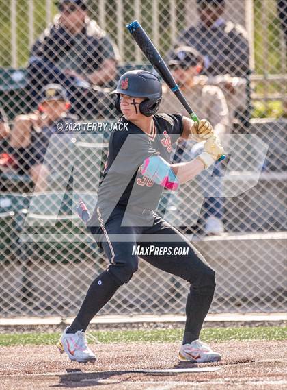 Thumbnail 2 in JSerra Catholic @ Servite photogallery.