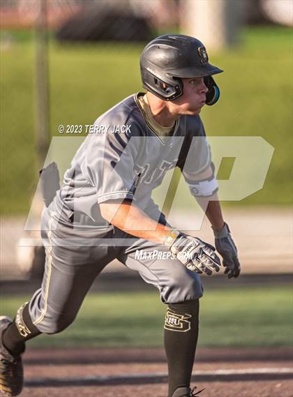 Thumbnail 3 in JSerra Catholic @ Servite photogallery.