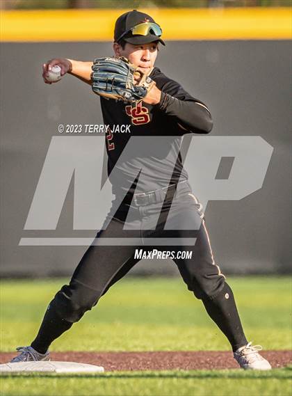 Thumbnail 1 in JSerra Catholic @ Servite photogallery.