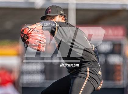 Thumbnail 3 in JSerra Catholic @ Servite photogallery.