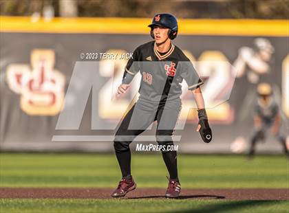 Thumbnail 3 in JSerra Catholic @ Servite photogallery.