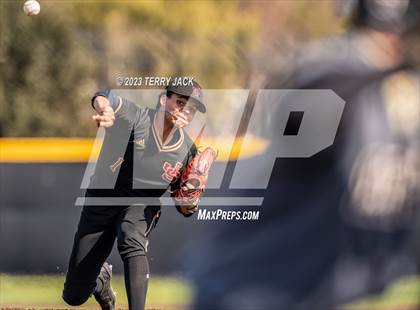 Thumbnail 2 in JSerra Catholic @ Servite photogallery.