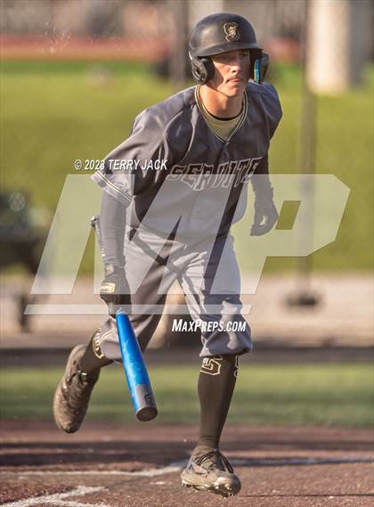 Thumbnail 3 in JSerra Catholic @ Servite photogallery.