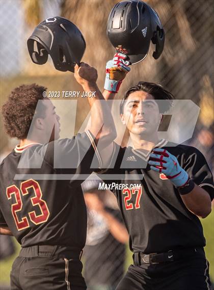 Thumbnail 1 in JSerra Catholic @ Servite photogallery.