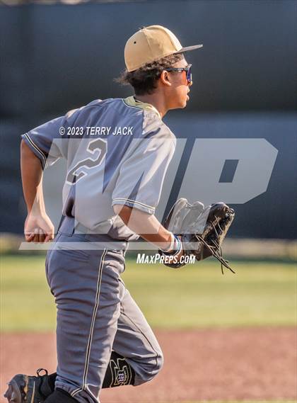 Thumbnail 3 in JSerra Catholic @ Servite photogallery.