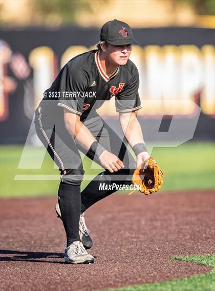 Thumbnail 2 in JSerra Catholic @ Servite photogallery.