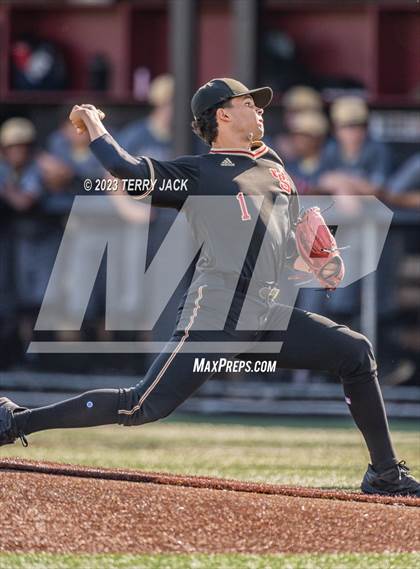 Thumbnail 1 in JSerra Catholic @ Servite photogallery.