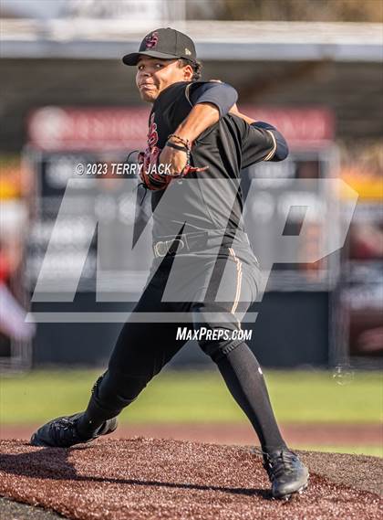Thumbnail 3 in JSerra Catholic @ Servite photogallery.
