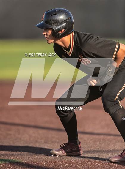 Thumbnail 3 in JSerra Catholic @ Servite photogallery.