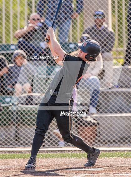 Thumbnail 3 in JSerra Catholic @ Servite photogallery.