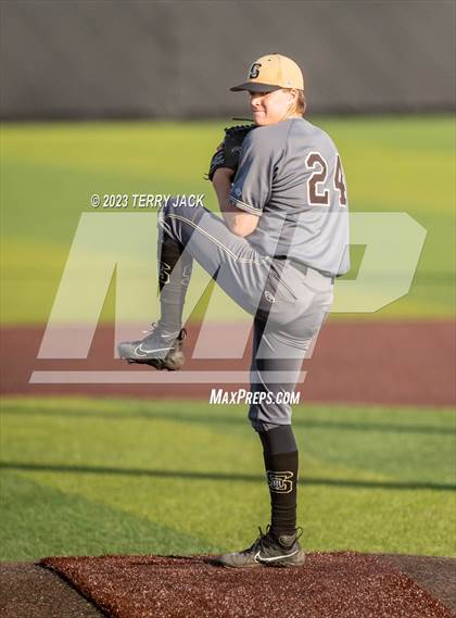 Thumbnail 3 in JSerra Catholic @ Servite photogallery.