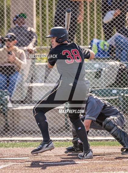 Thumbnail 3 in JSerra Catholic @ Servite photogallery.