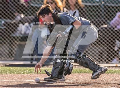 Thumbnail 3 in JSerra Catholic @ Servite photogallery.