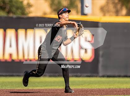 Thumbnail 2 in JSerra Catholic @ Servite photogallery.