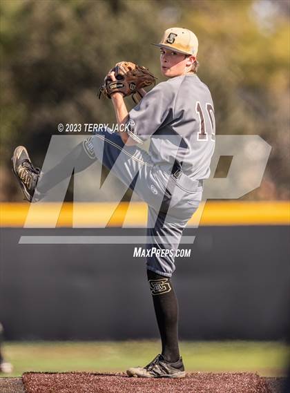 Thumbnail 2 in JSerra Catholic @ Servite photogallery.