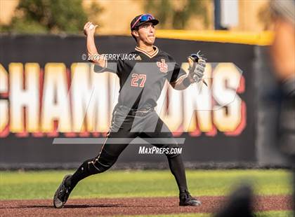 Thumbnail 1 in JSerra Catholic @ Servite photogallery.