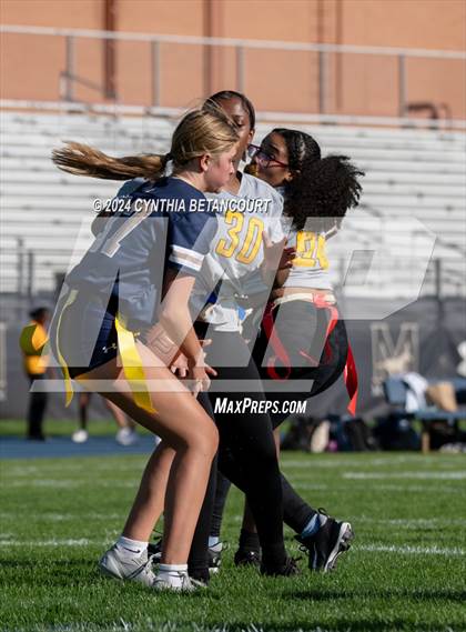 Thumbnail 3 in Mullen vs Thomas Jefferson photogallery.