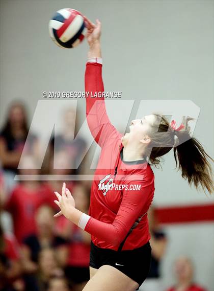 Thumbnail 2 in Liberty vs Grapevine photogallery.